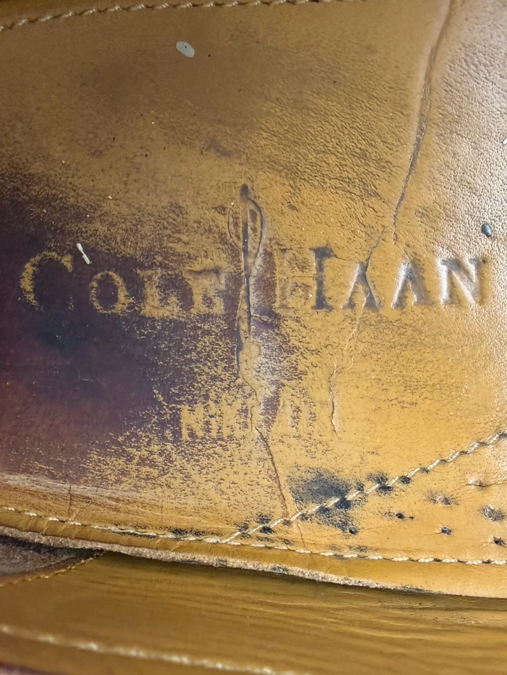 Cole Haan brown leather penny loafers traditional moccasin stitching Sz 9M
